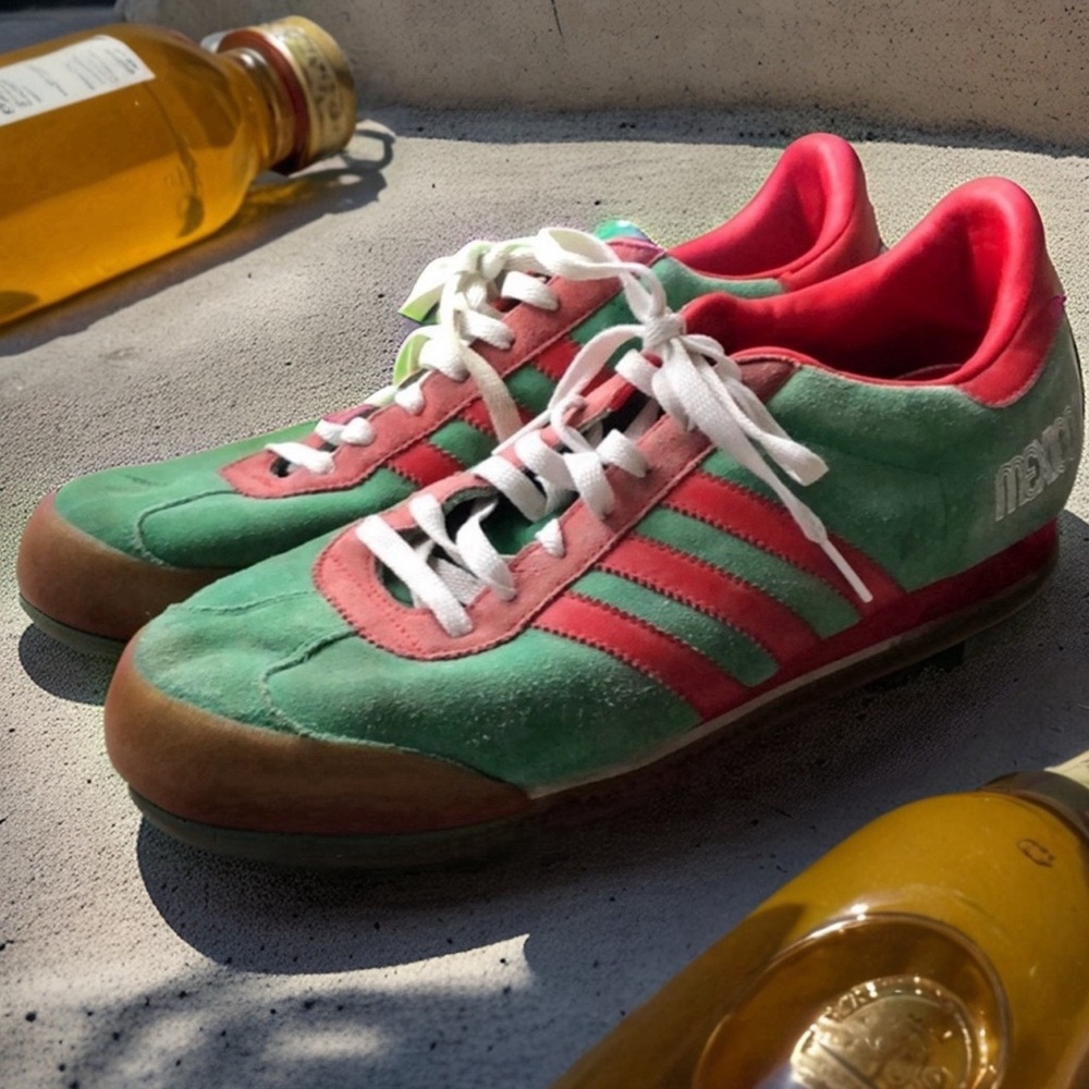 Adidas low-tops - Mexico 70 soccer World Cup special edition - awesome sneaks